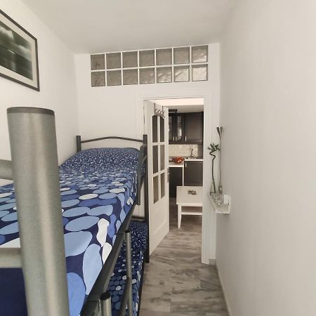 Ferienwohnung Apartamento Nuevo A 50 M. De La Playa Morche Exterior foto