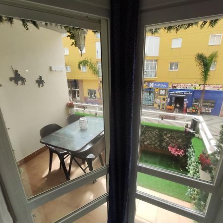 Ferienwohnung Apartamento Nuevo A 50 M. De La Playa Morche Exterior foto
