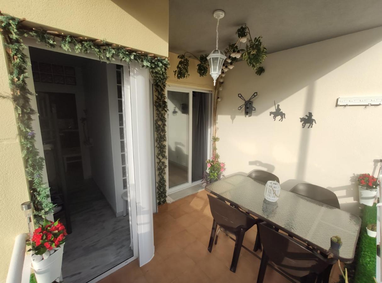 Ferienwohnung Apartamento Nuevo A 50 M. De La Playa Morche Exterior foto
