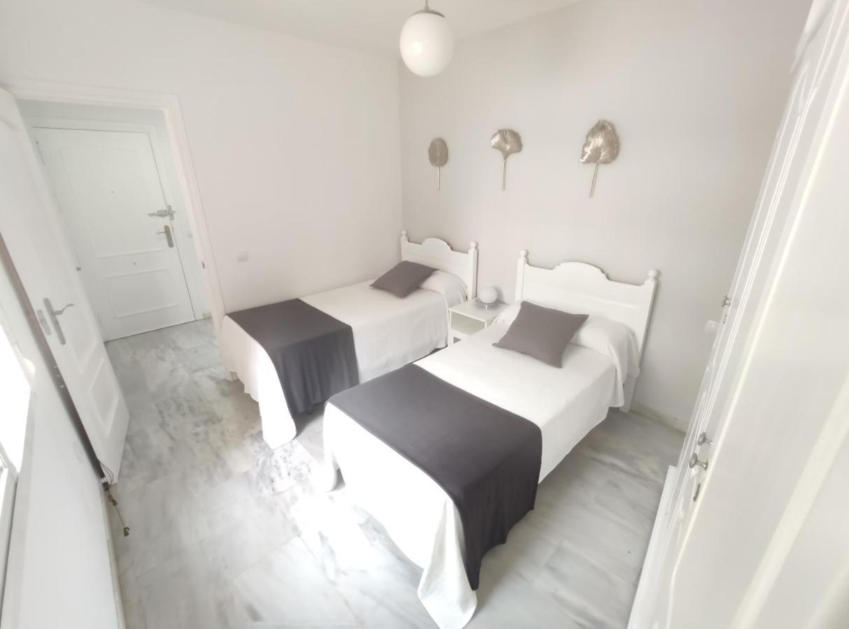 Ferienwohnung Apartamento Nuevo A 50 M. De La Playa Morche Exterior foto