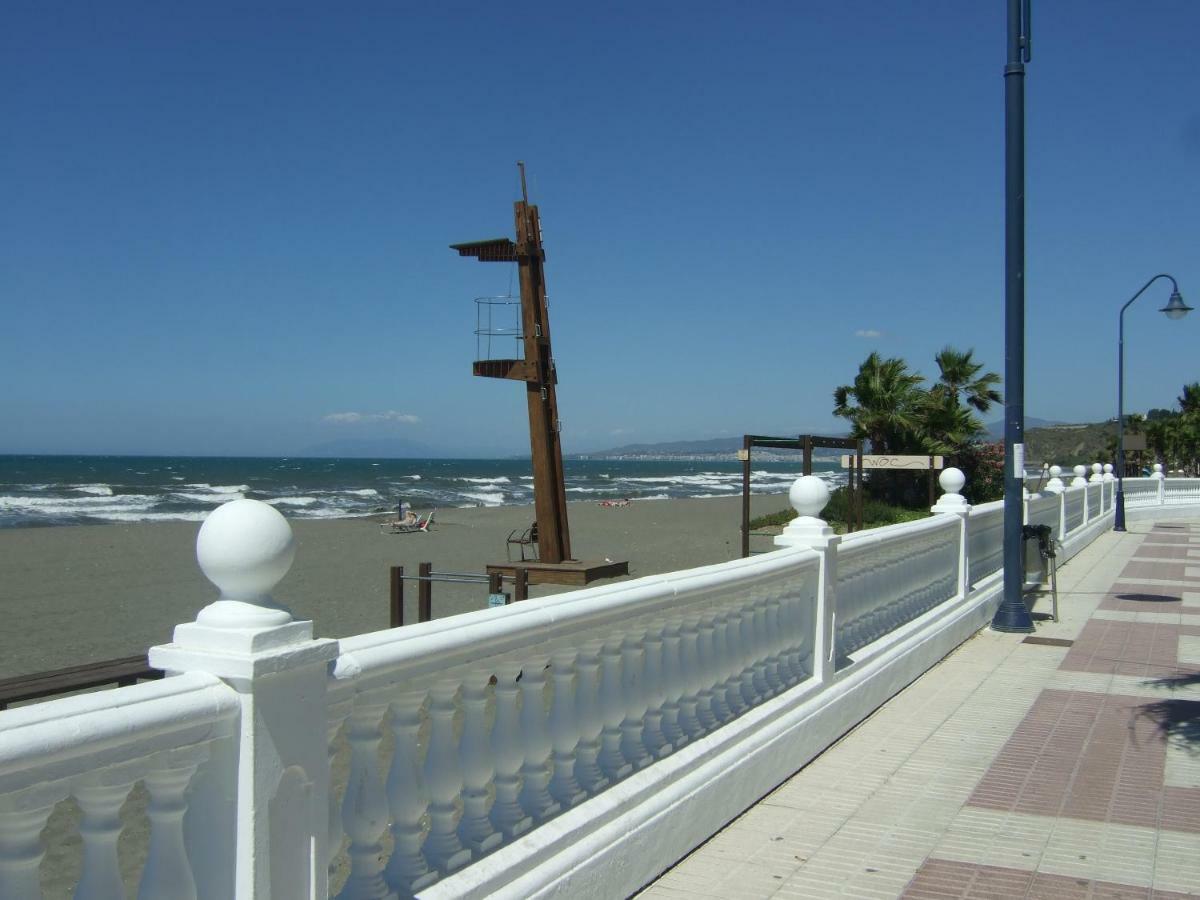 Ferienwohnung Apartamento Nuevo A 50 M. De La Playa Morche Exterior foto